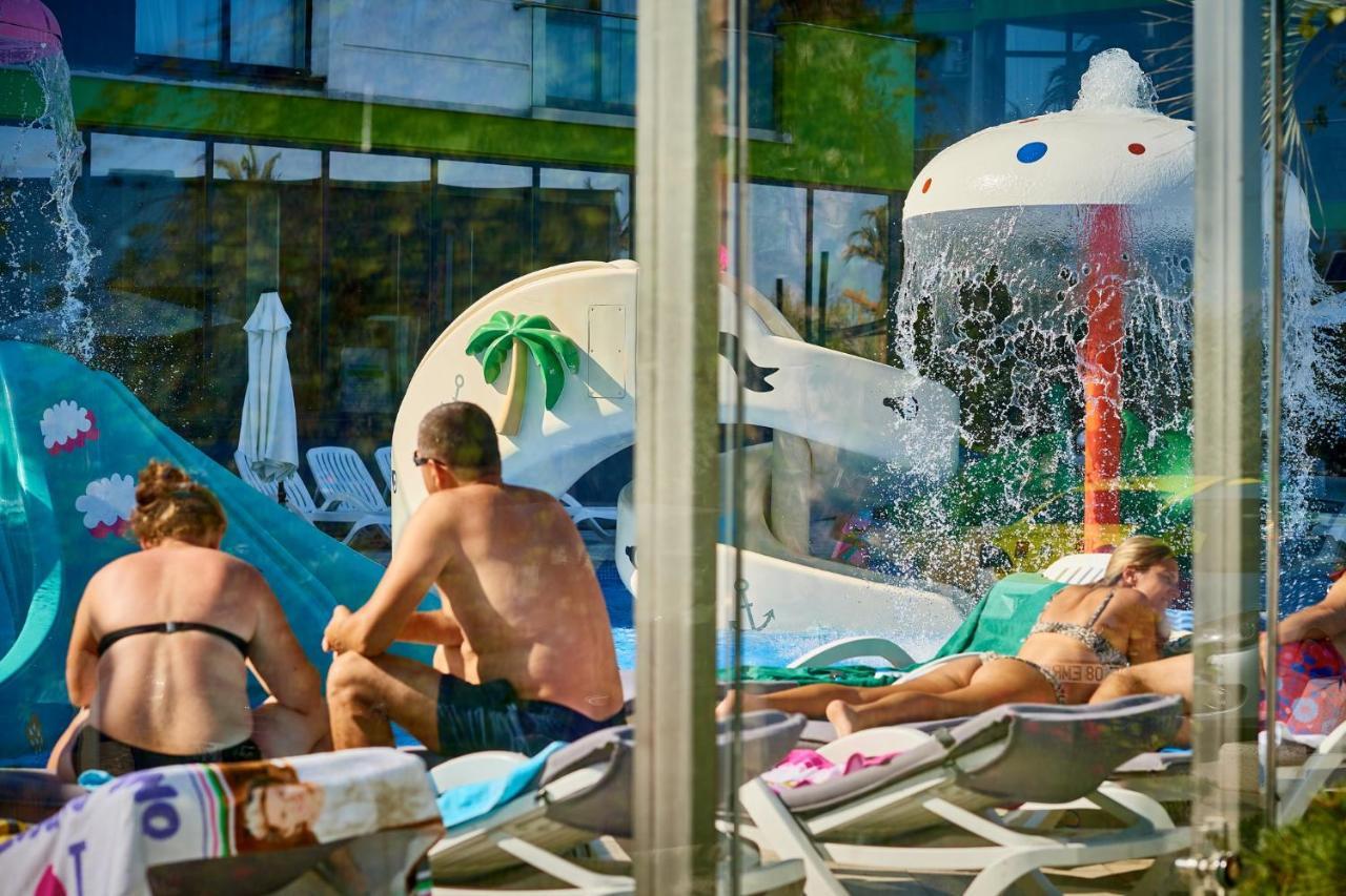 Dava Aparthotel Pool & Spa Mamaia Nord Năvodari Zewnętrze zdjęcie