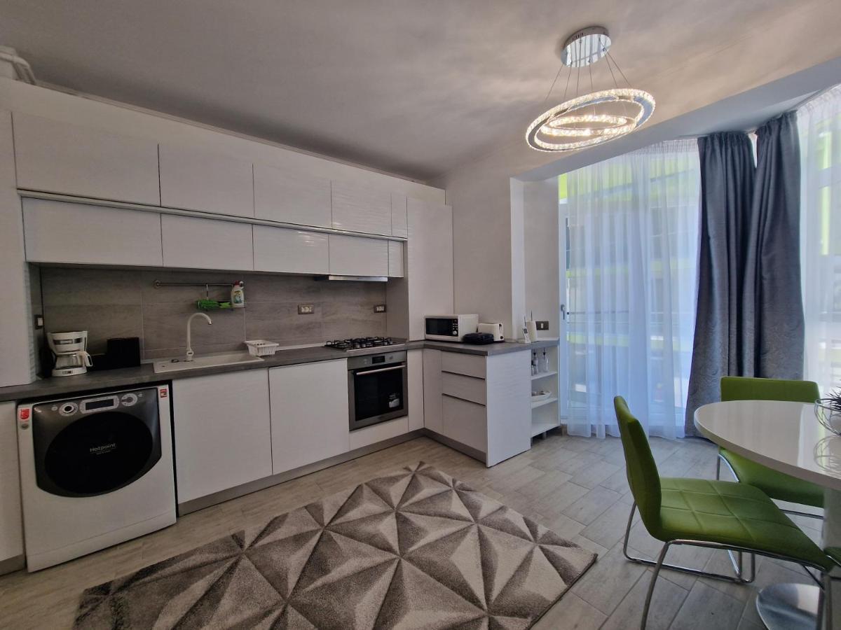 Dava Aparthotel Pool & Spa Mamaia Nord Năvodari Zewnętrze zdjęcie